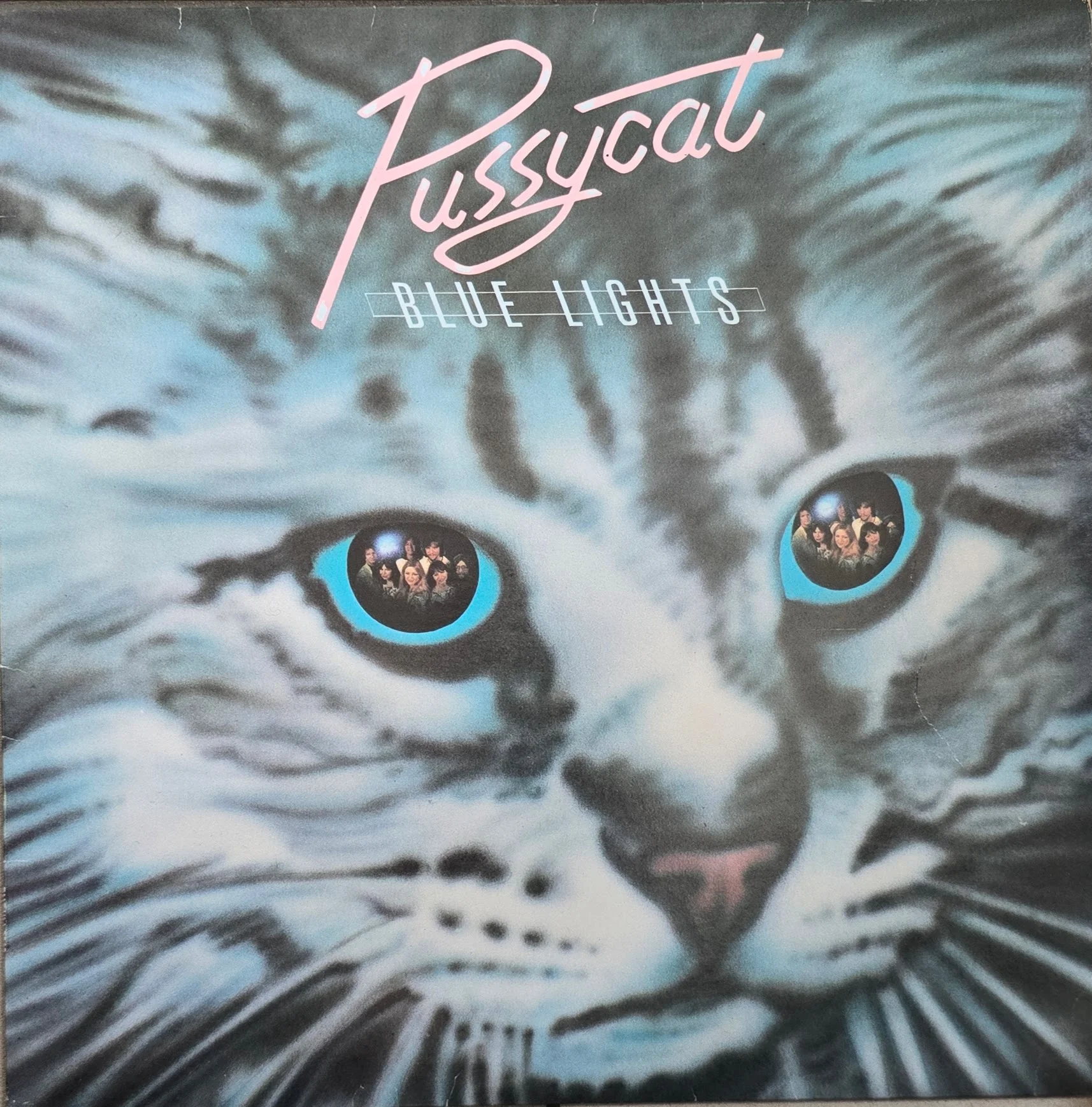 Pussycat – Blue Lights
